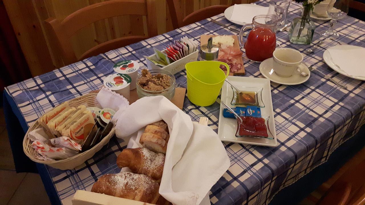 Отель Trattoria Bar Pace Re Экстерьер фото