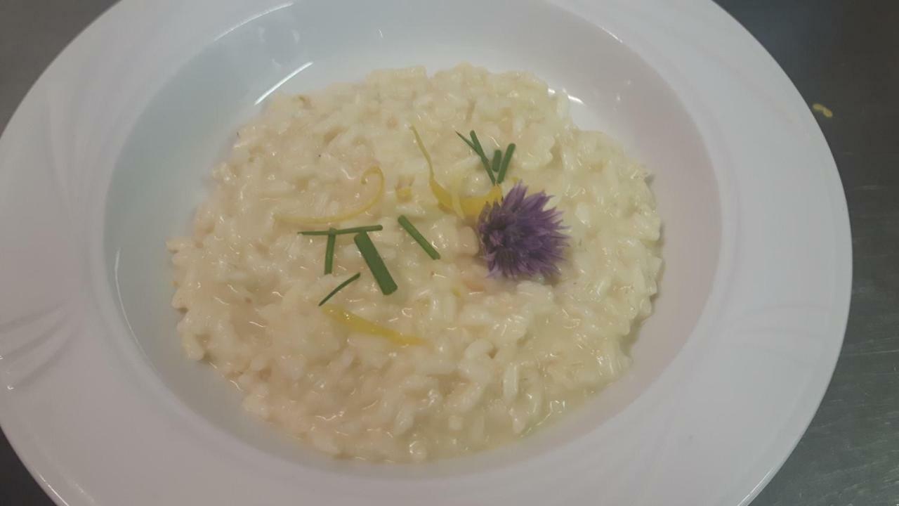 Отель Trattoria Bar Pace Re Экстерьер фото